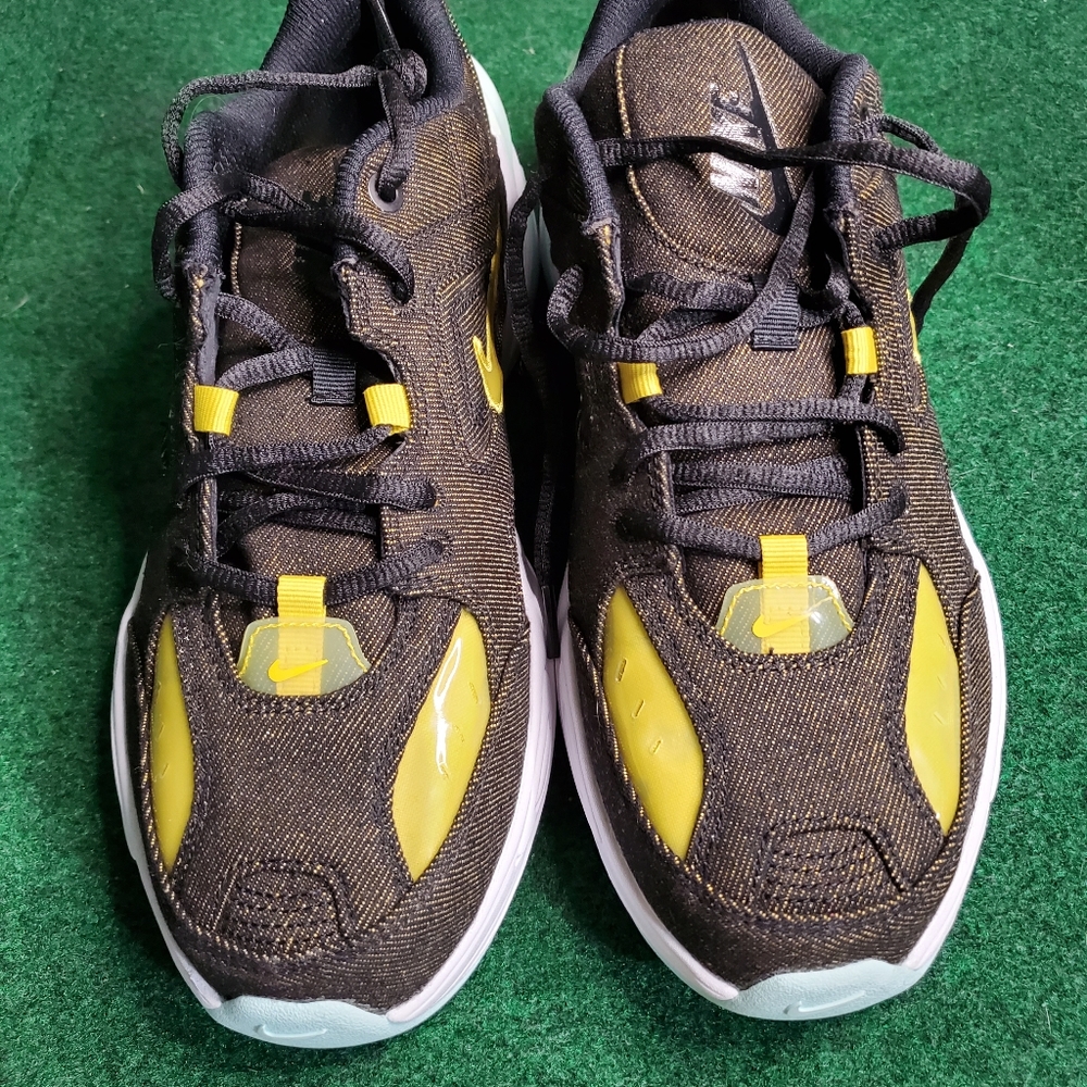 Nike M2k Tekno (women’s sz 11.5 / men’s sz 9.5)